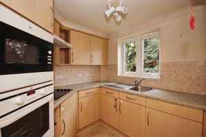 KITCHEN- click for photo gallery